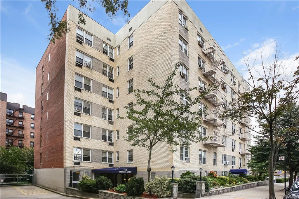3512 Oxford Avenue - Photo 1