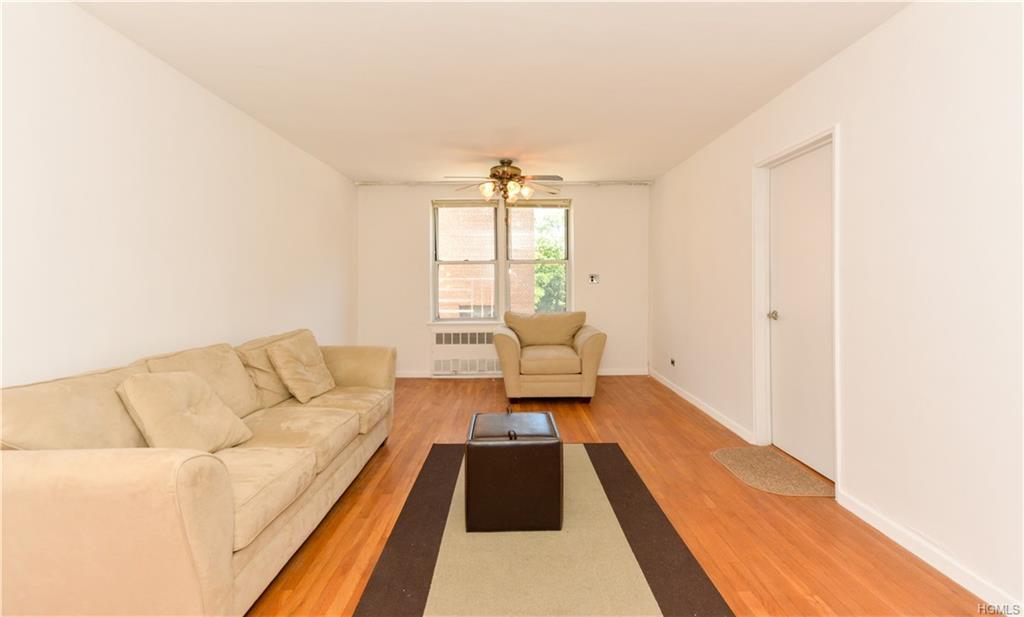 3512 Oxford Avenue - Photo 1