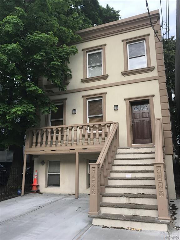 2060 Bathgate Avenue - Photo 1