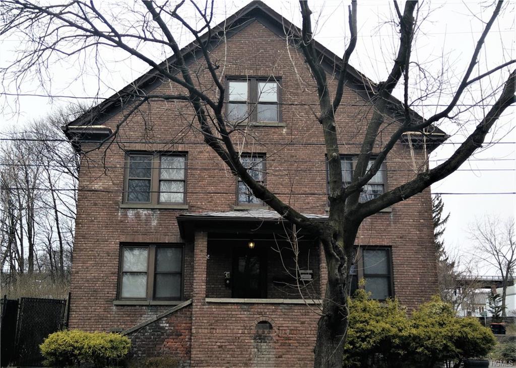 31 Verazzano Boulevard - Photo 1