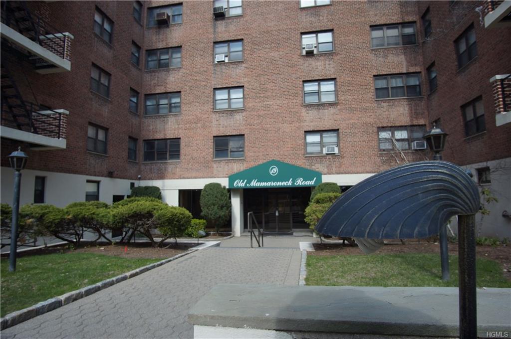 19 Old Mamaroneck Road - Photo 1