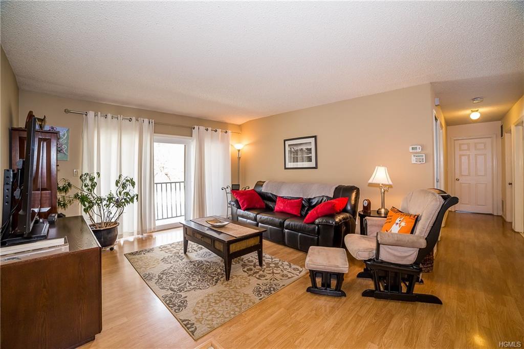 22 Huntington Circle - Photo 1