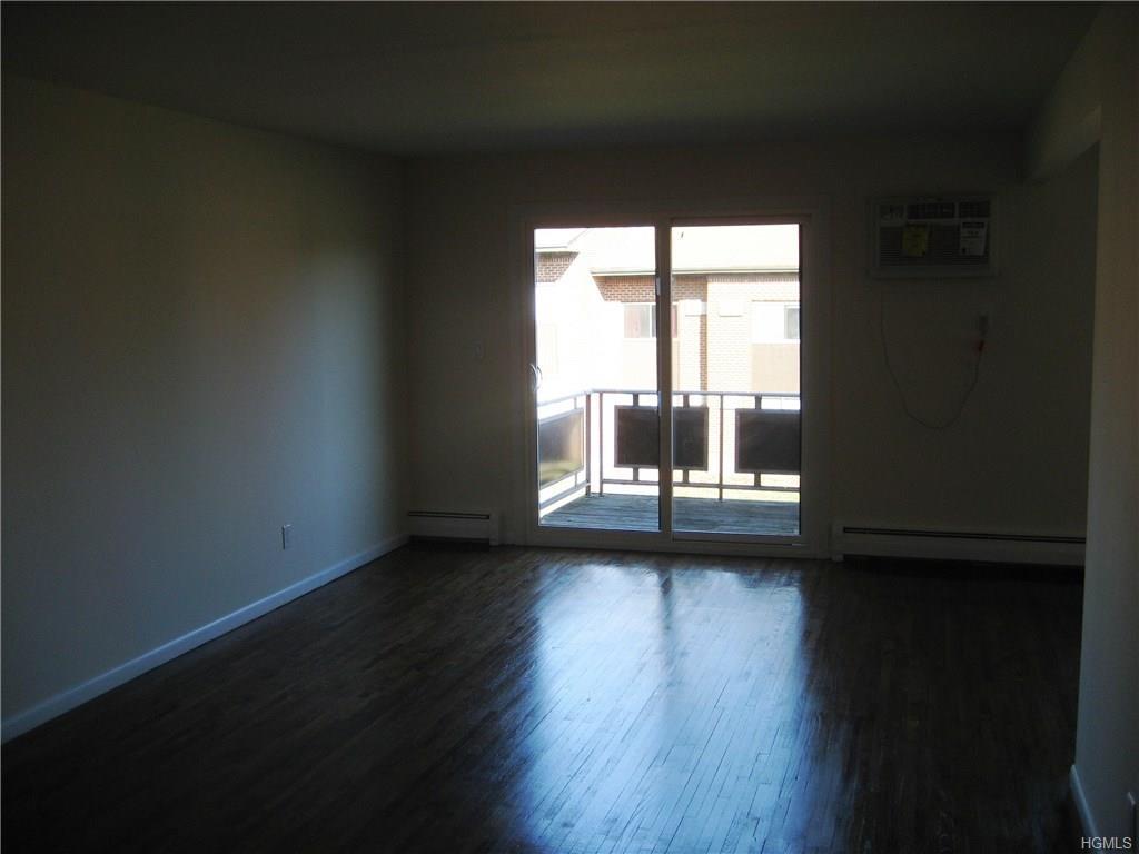 7 Darian Court - Photo 1