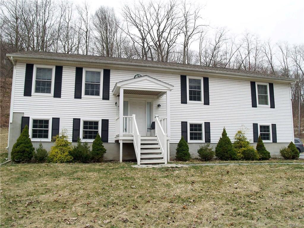 5 Laura Court - Photo 1