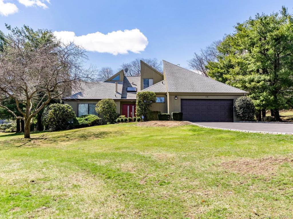 18 Pheasant Drive - Photo 1