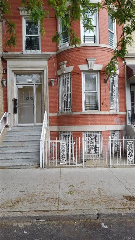 1770 Topping Avenue - Photo 1