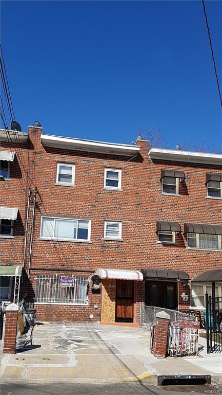 1041 Underhill Avenue - Photo 1