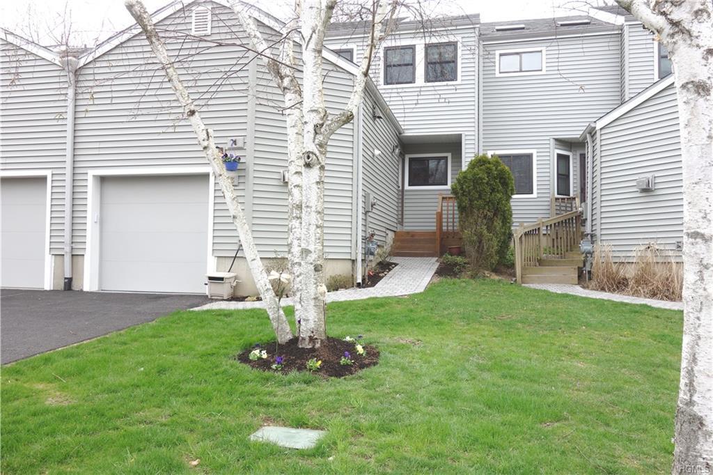 33 Bridle Path Road - Photo 1