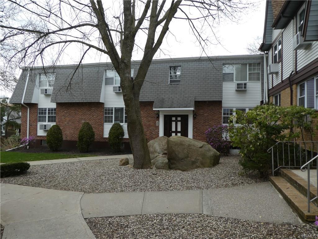 11 Somerset Drive - Photo 1