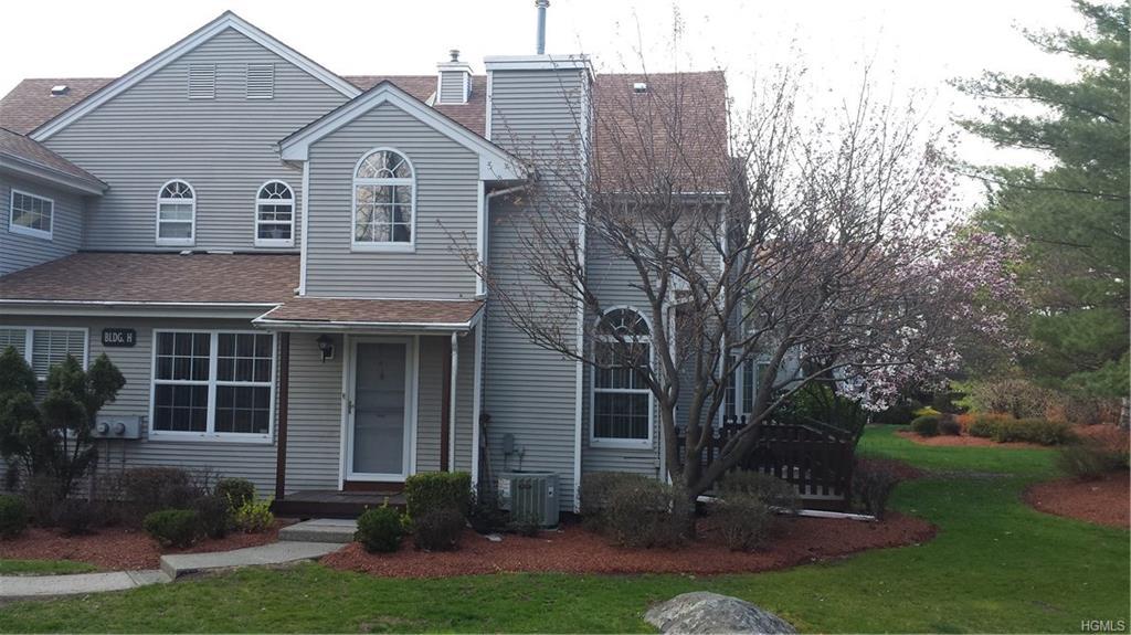 1199 Washington Green - Photo 1