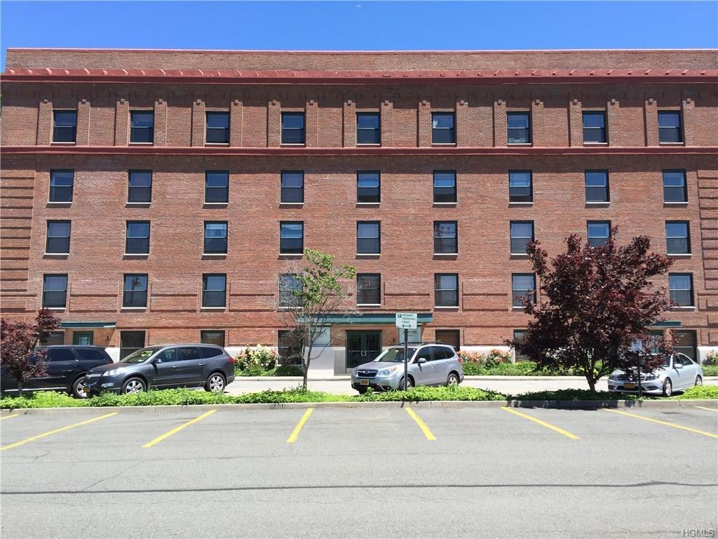 1 Astor Street - Photo 1