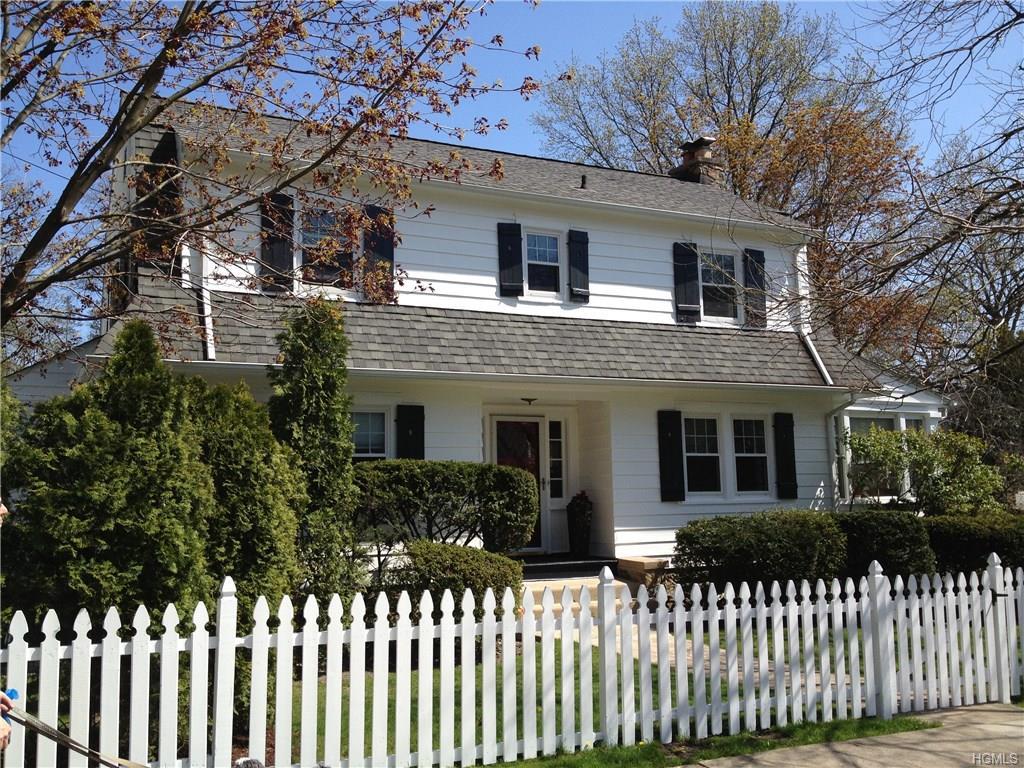 37 Vanderburgh Avenue - Photo 1