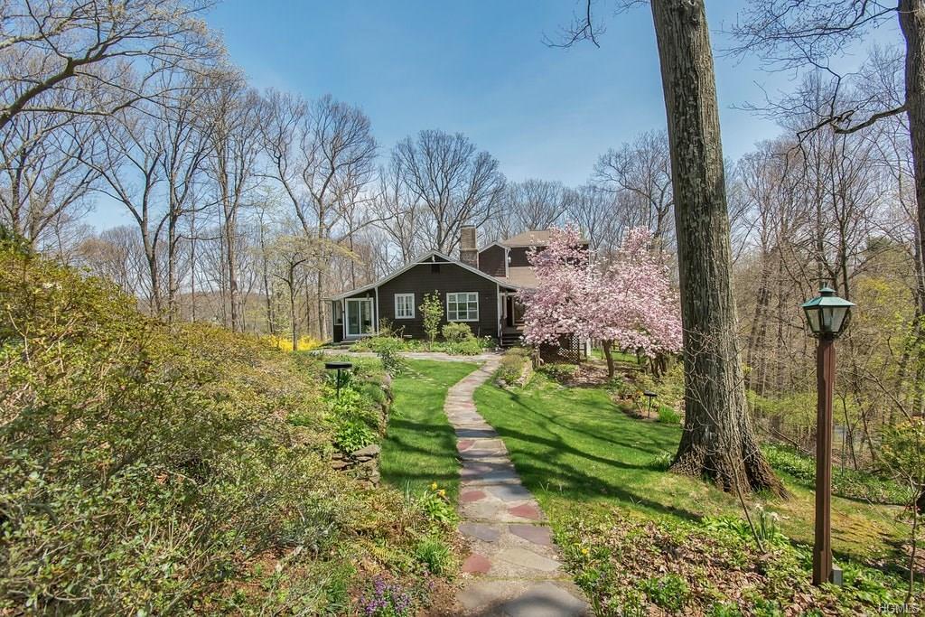 167 Woodland Drive - Photo 1