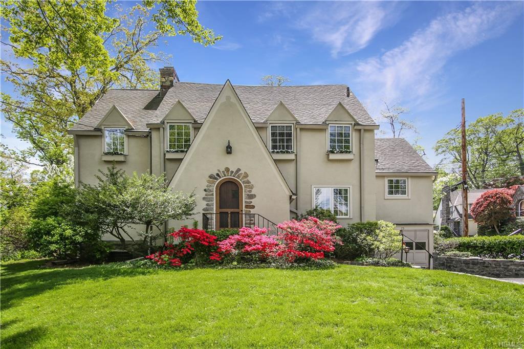 23 Glenwood Road - Photo 1