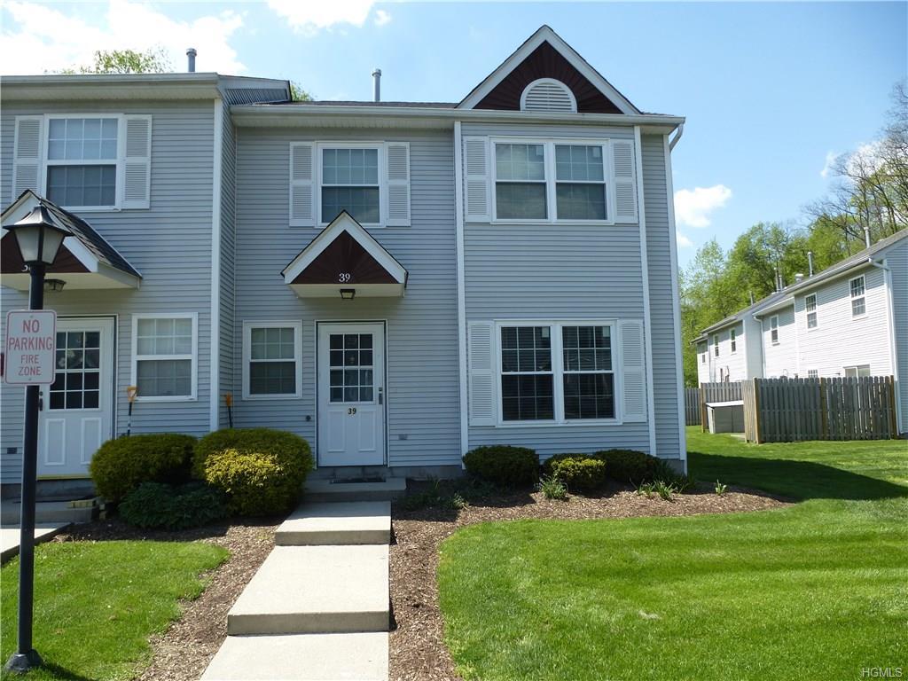 256 Quassaick Avenue - Photo 1