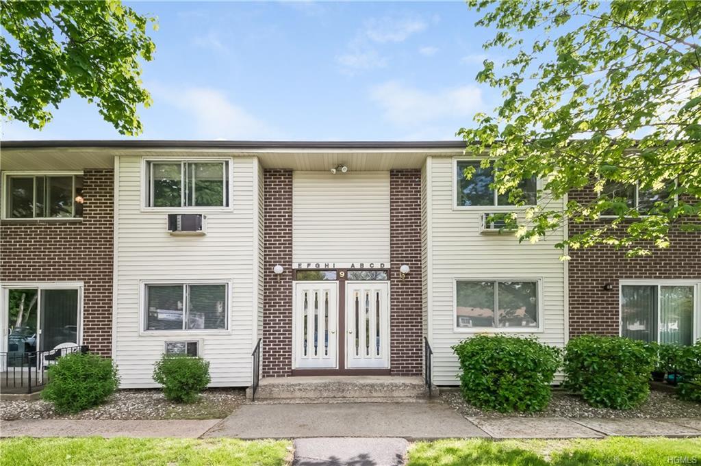 9 Blue Hill Commons Drive - Photo 1