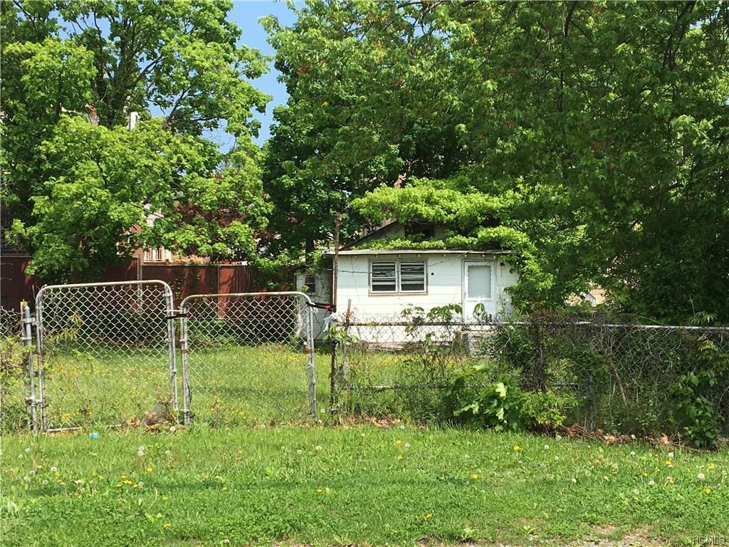 336 Swinton Avenue - Photo 1