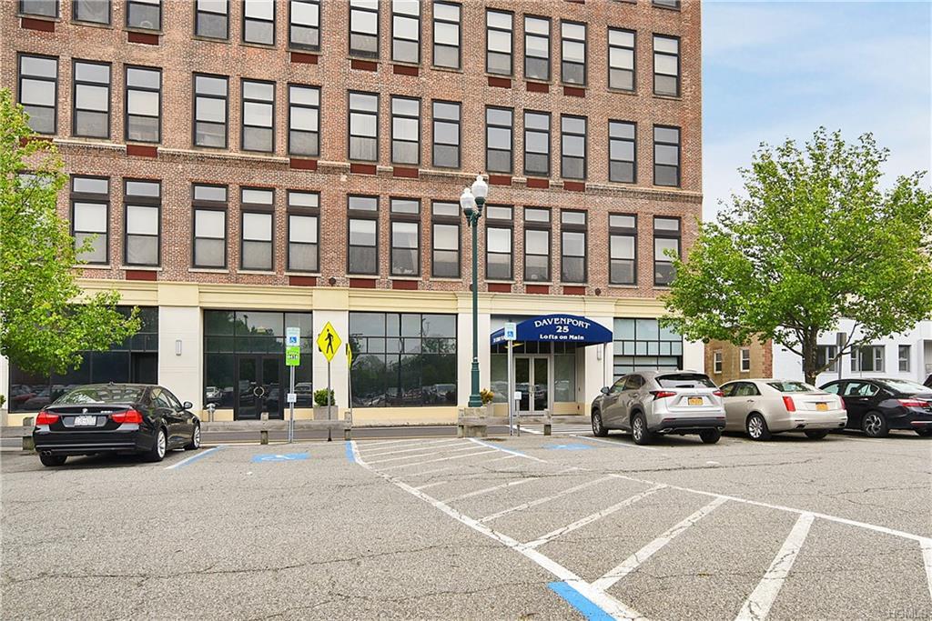 25 Leroy Place - Photo 1