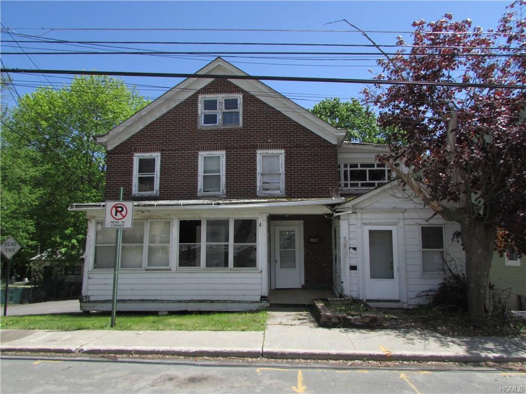 306 Tower Avenue - Photo 1