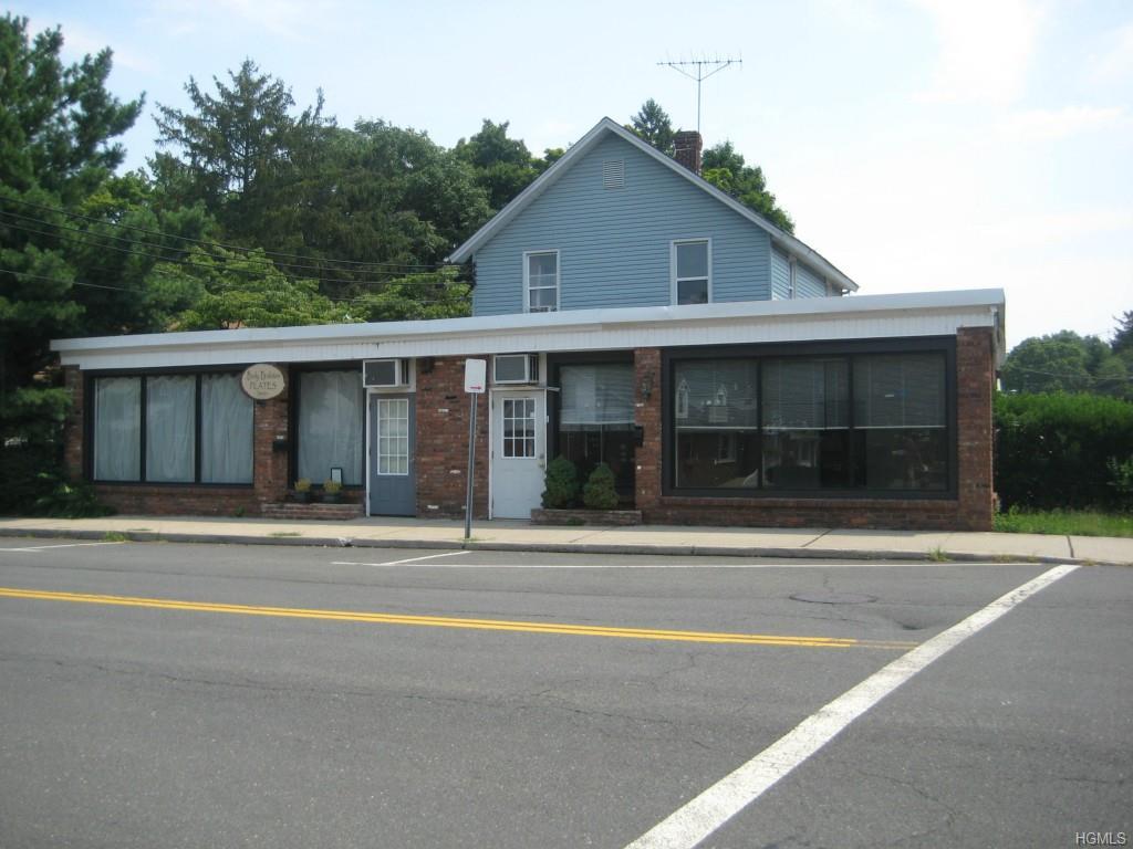 104-106 Maple Avenue - Photo 1