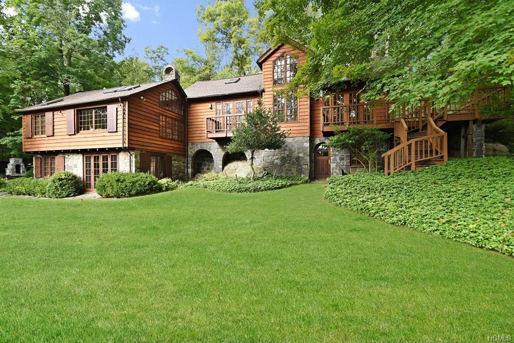678 Golf Ridge Road - Photo 1