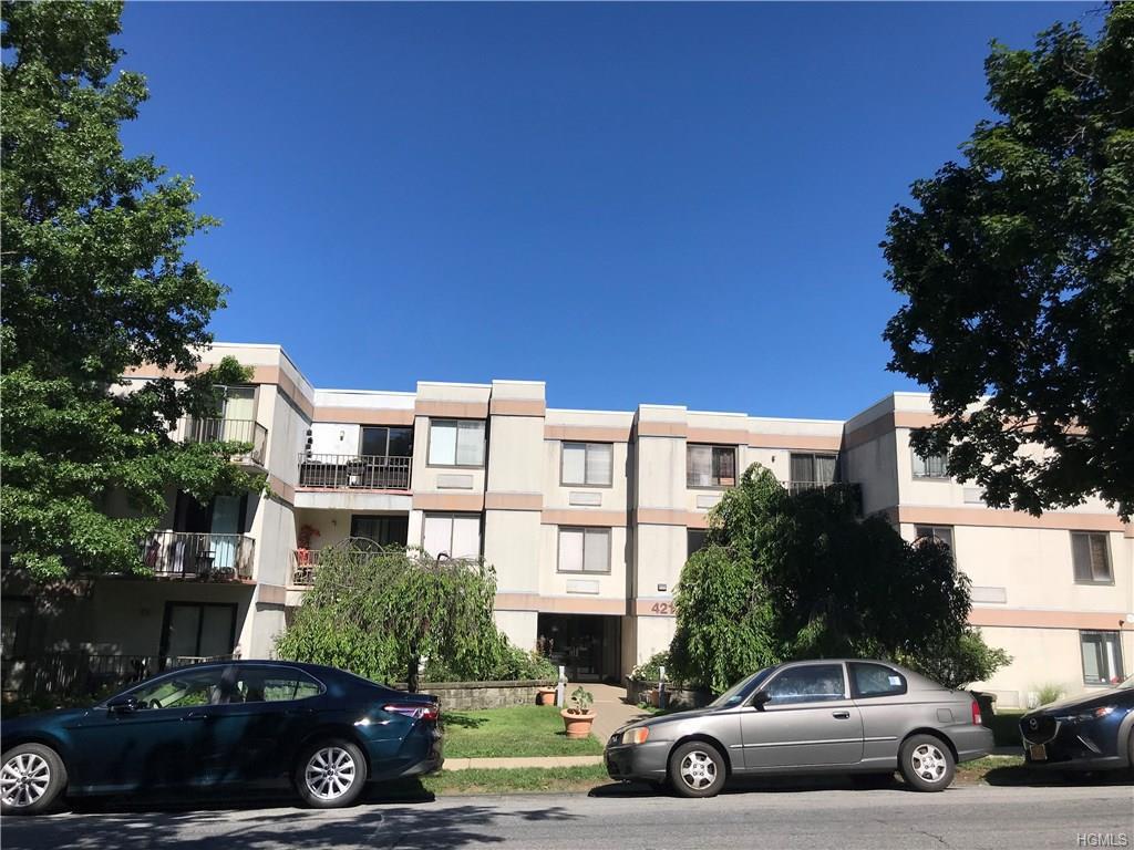 421 Broadway - Photo 1