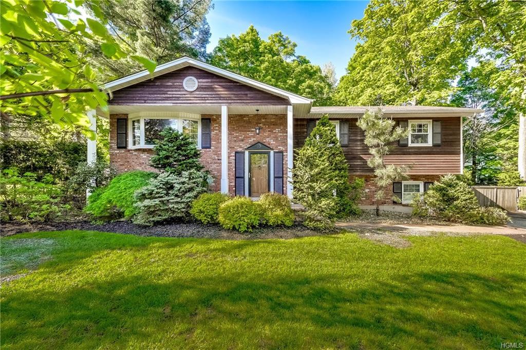 13 Yorkshire Drive - Photo 1