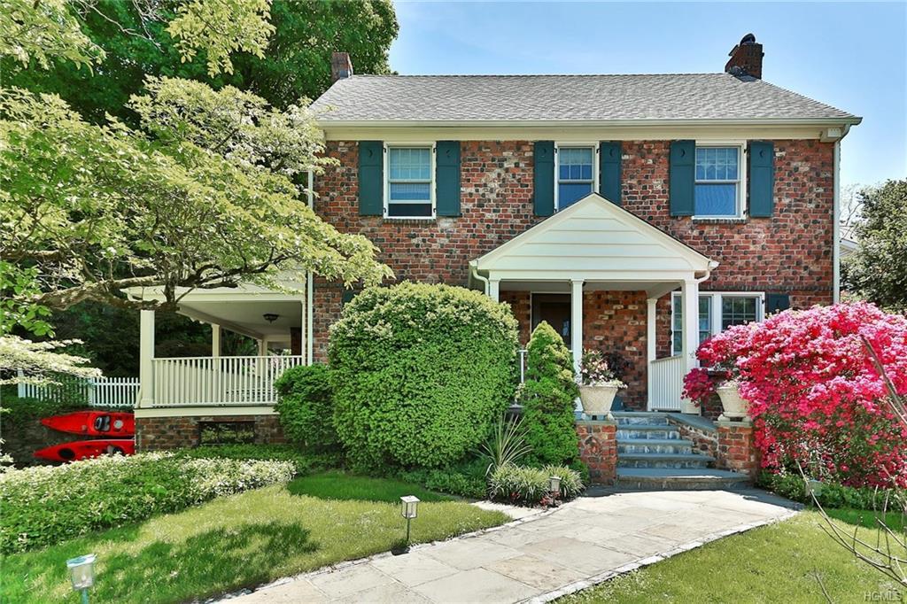 12 Highland Terrace - Photo 1