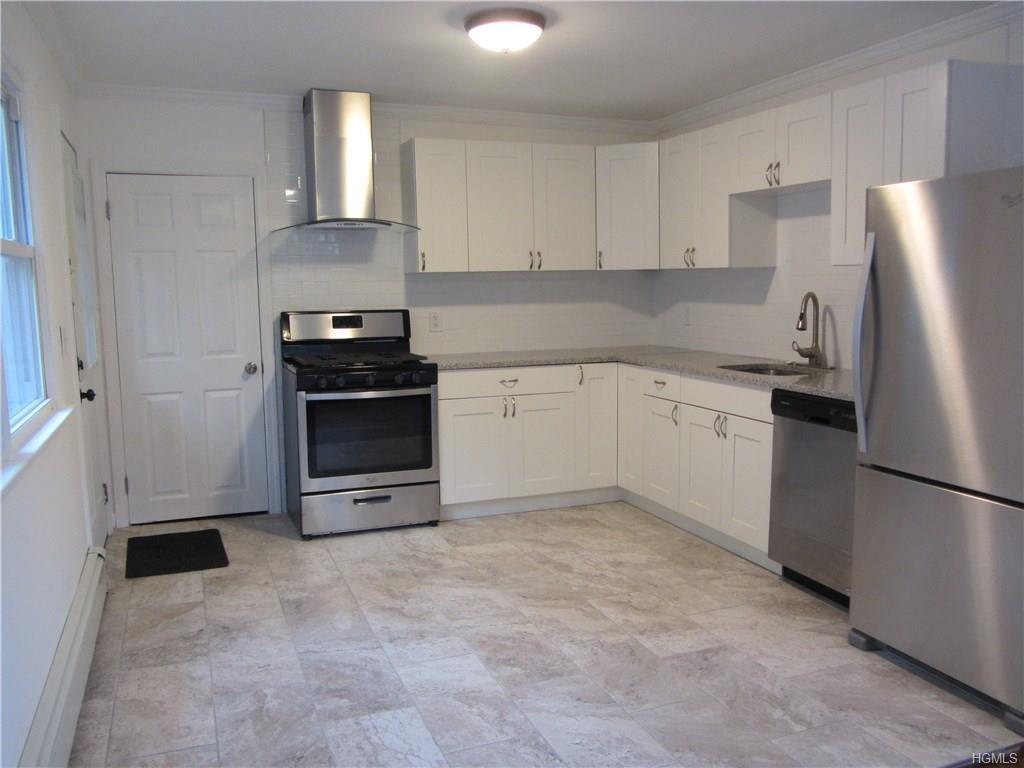 27 Oakwood Drive - Photo 1