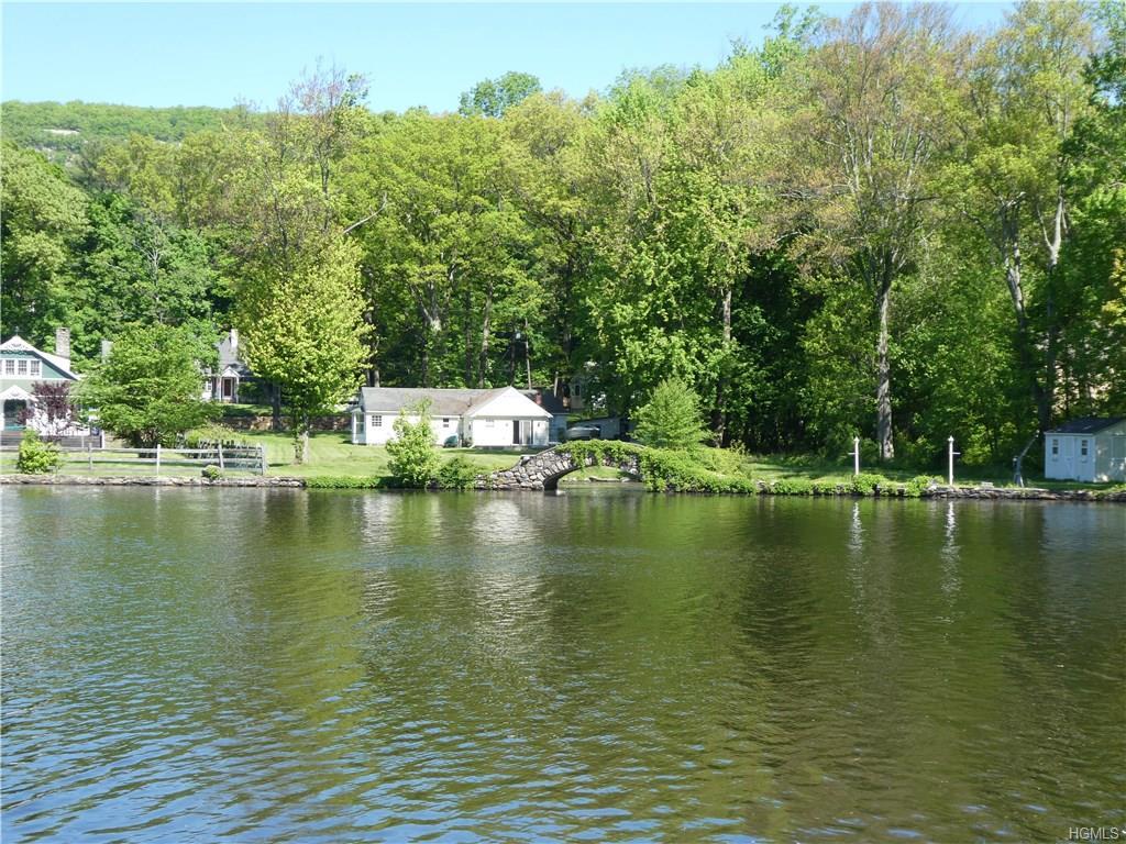 14 Woodbine Avenue - Photo 1