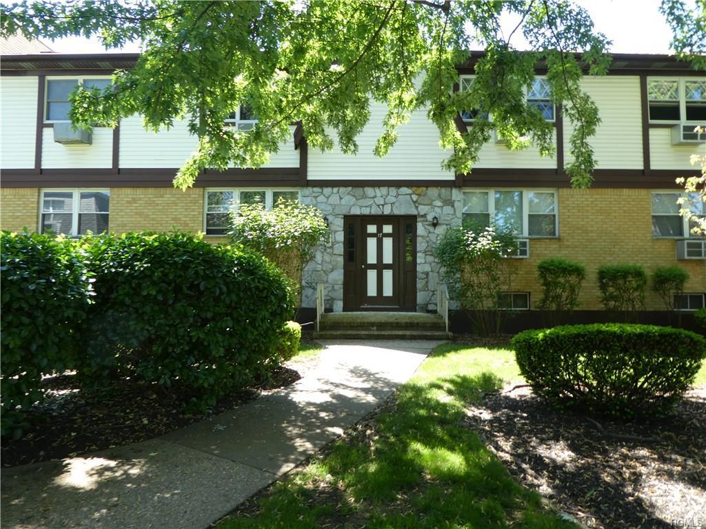 17 Somerset Drive - Photo 1
