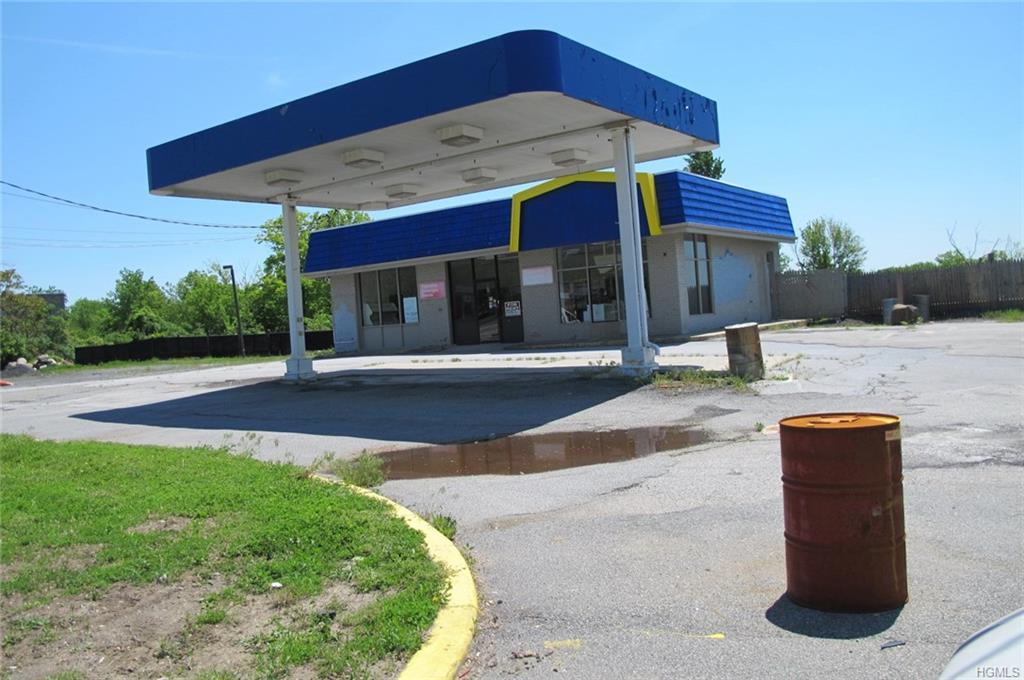 636 Rt.211 - Photo 1