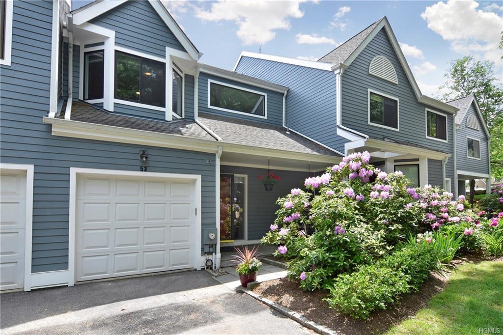 53 Ridgeway Drive - Photo 1