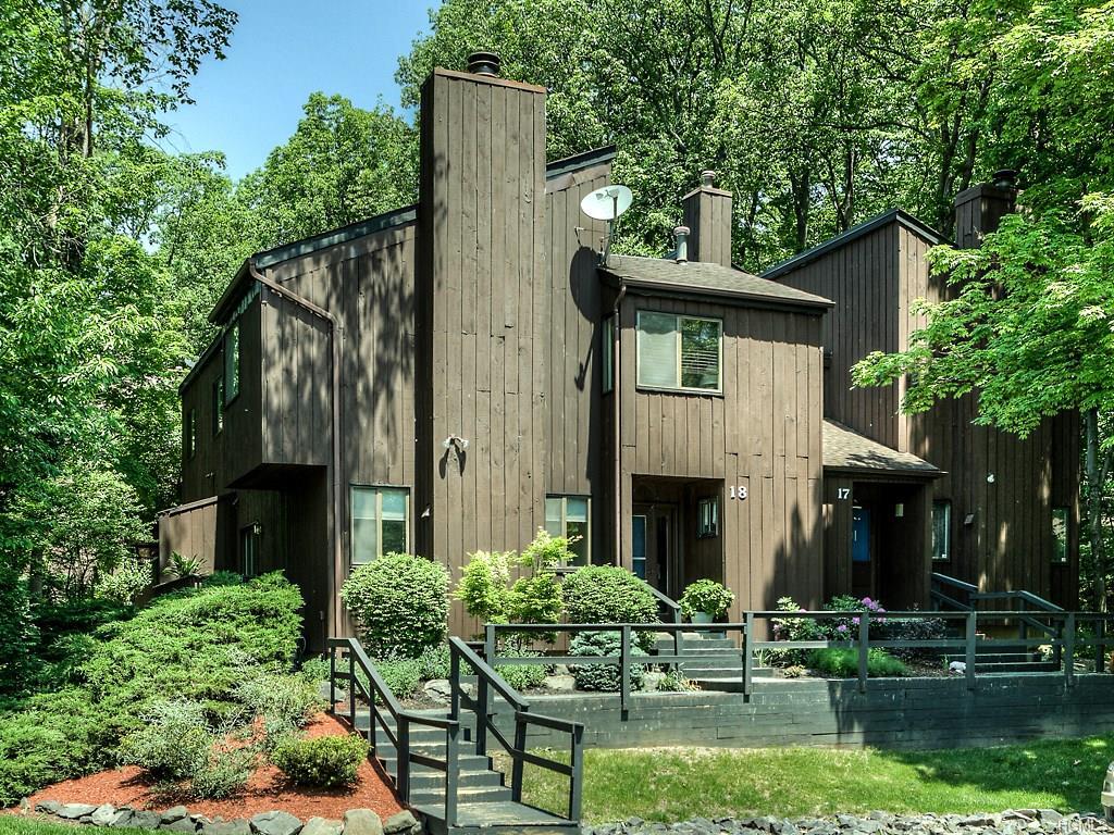 18 Redwood Drive - Photo 1