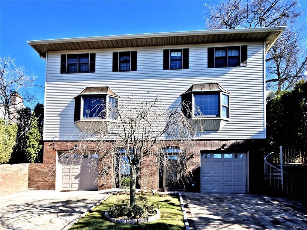 226-228 Lincoln Avenue - Photo 1