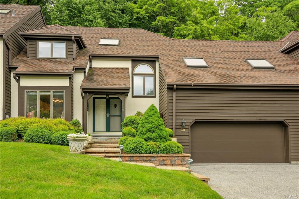 30 Cotswold Drive - Photo 1
