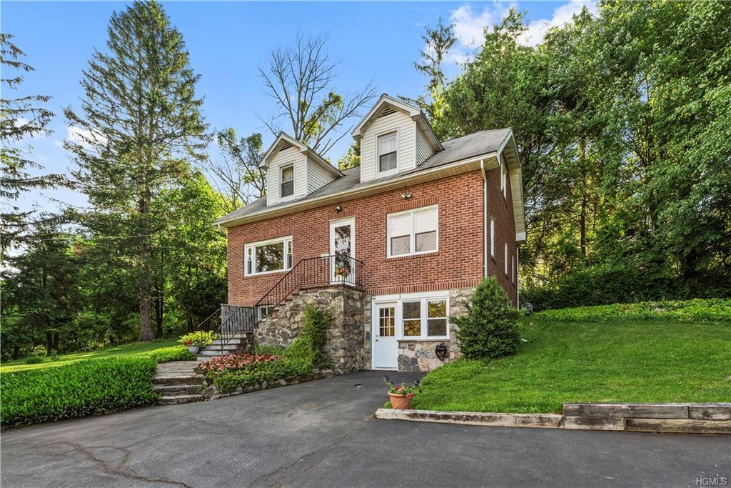 3 Maple Way - Photo 1