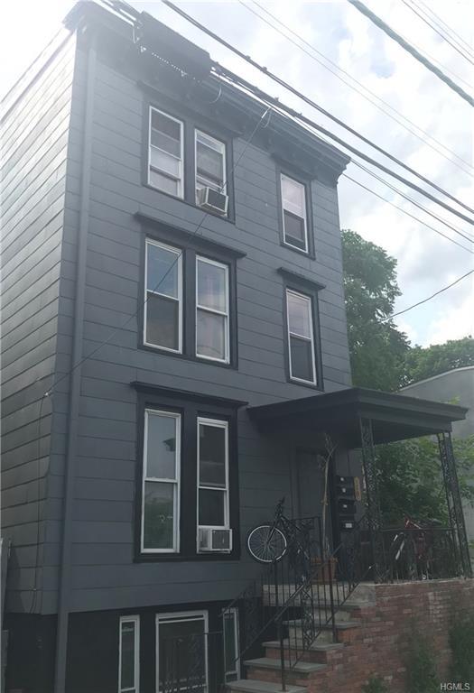 40 Lander Street - Photo 1