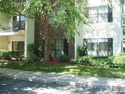 4 Huntington Circle - Photo 1
