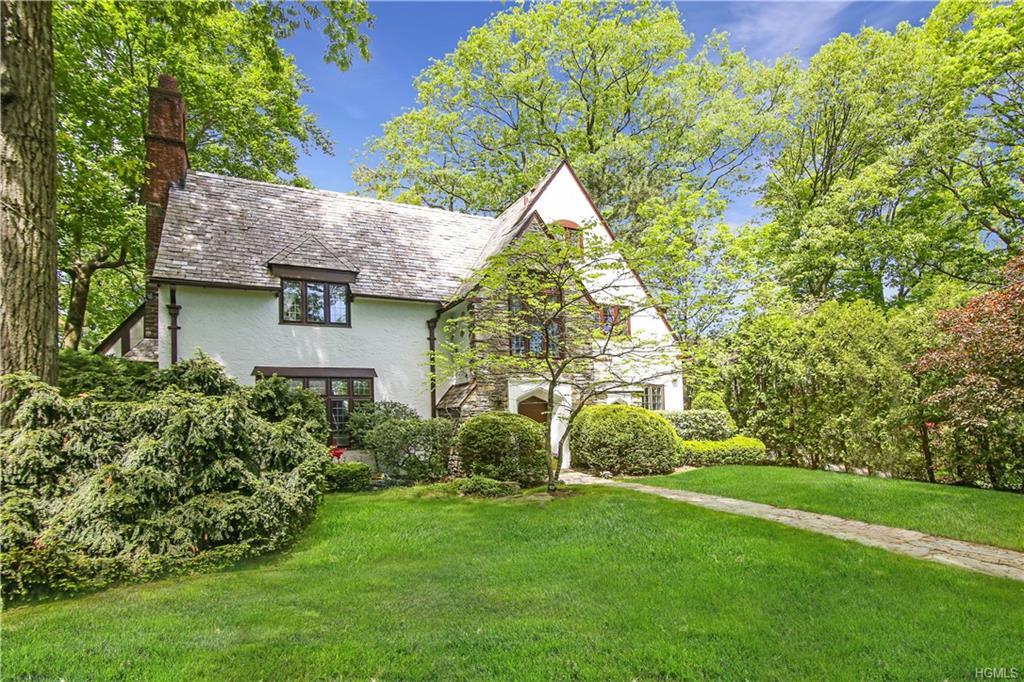 25 Bretton Road - Photo 1