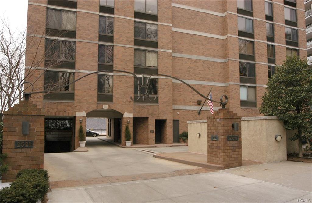 2521 Palisade Avenue - Photo 1