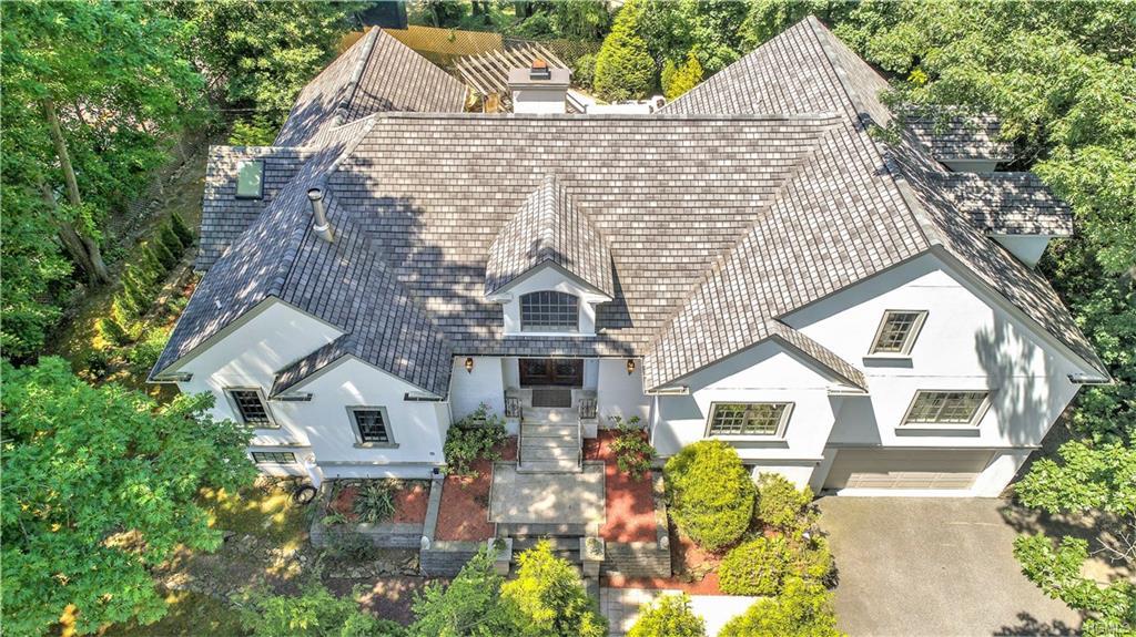 33 Manor Avenue - Photo 1