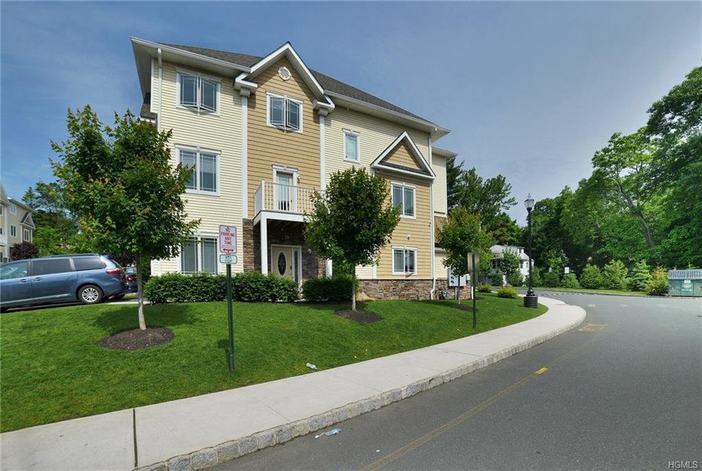 10 Oak Glen Road - Photo 1
