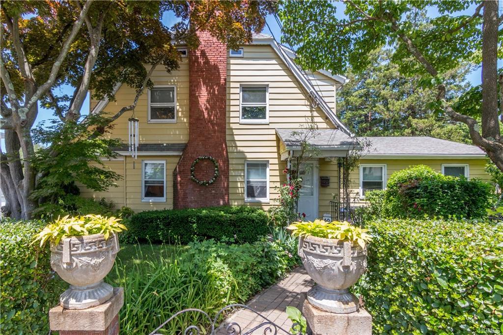 60 Concord Avenue - Photo 1