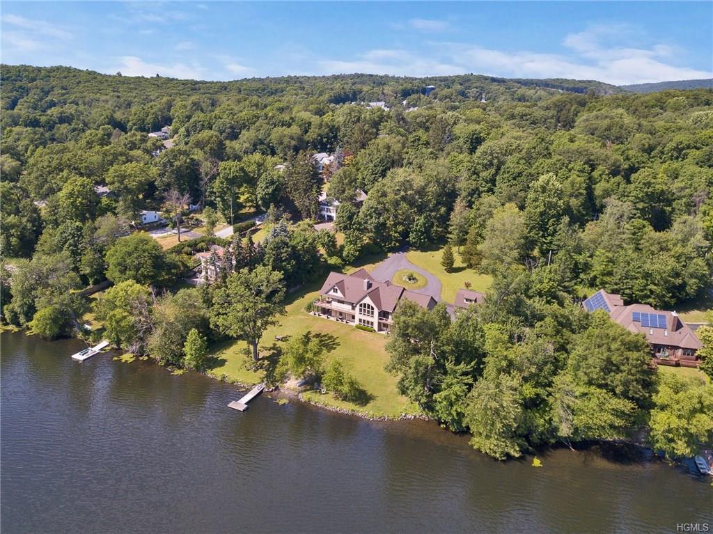 8 Keith Lane - Photo 1