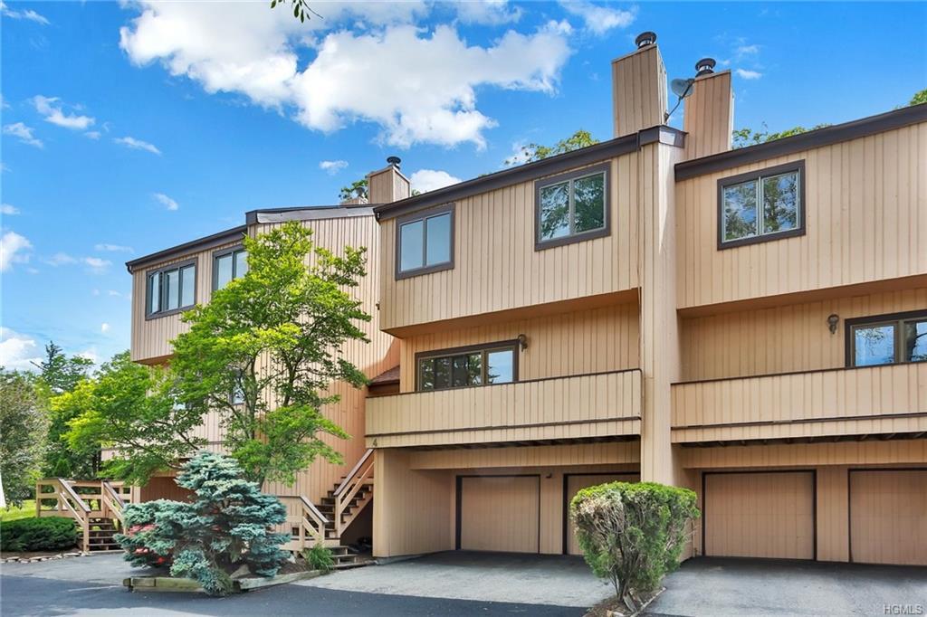 4 Dakota Court - Photo 1