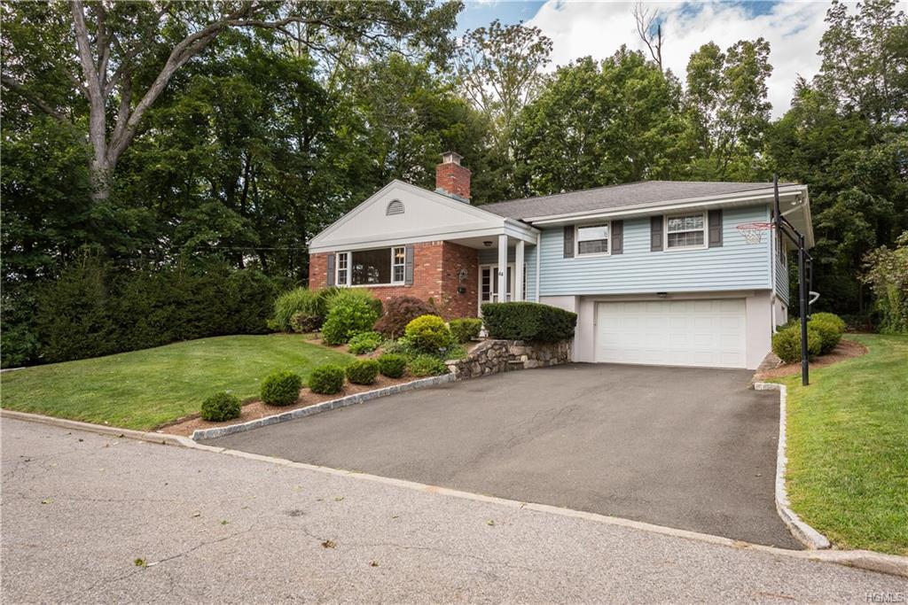 44 Fairway Drive - Photo 1