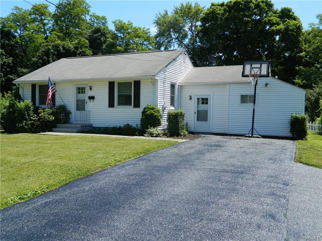 7 Russell Street - Photo 1