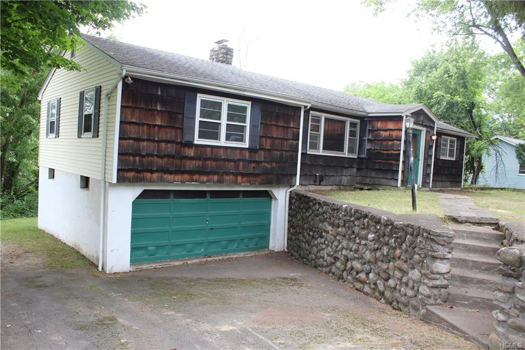129 Sycamore Drive - Photo 1