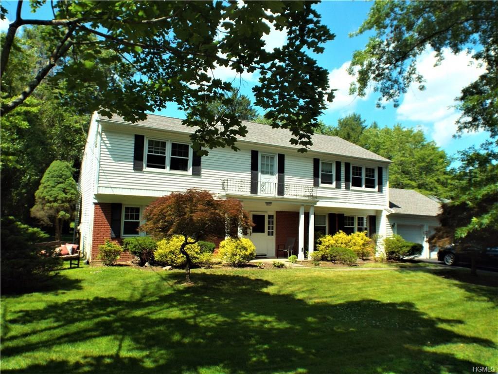 180 Saxon Woods Road - Photo 1